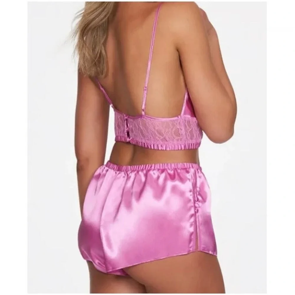 NEW Frederick's of Hollywood Delphine Satin Lace Sleep Set‎ Plus 1X Pink NWT